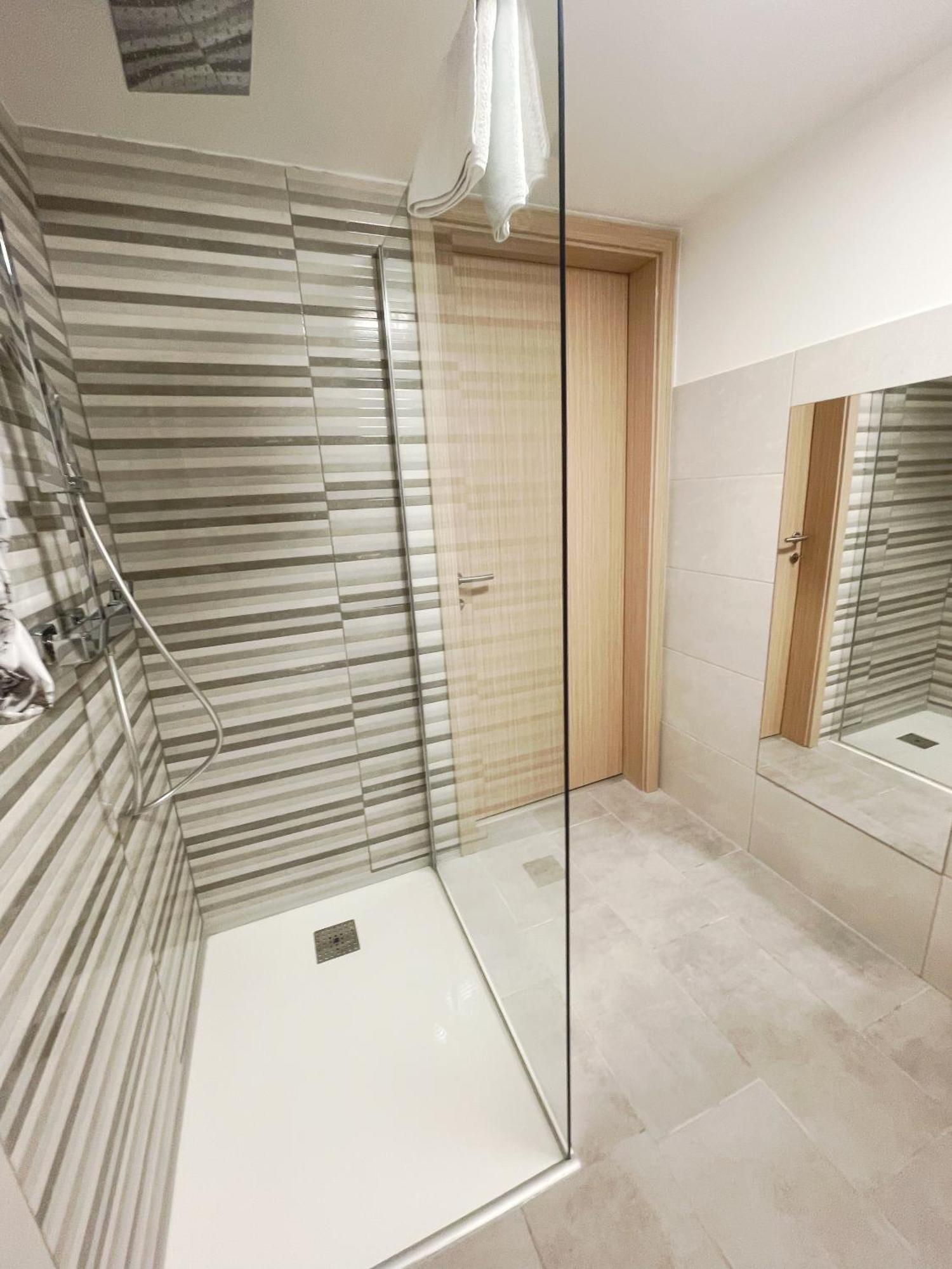Apartma Tonii *