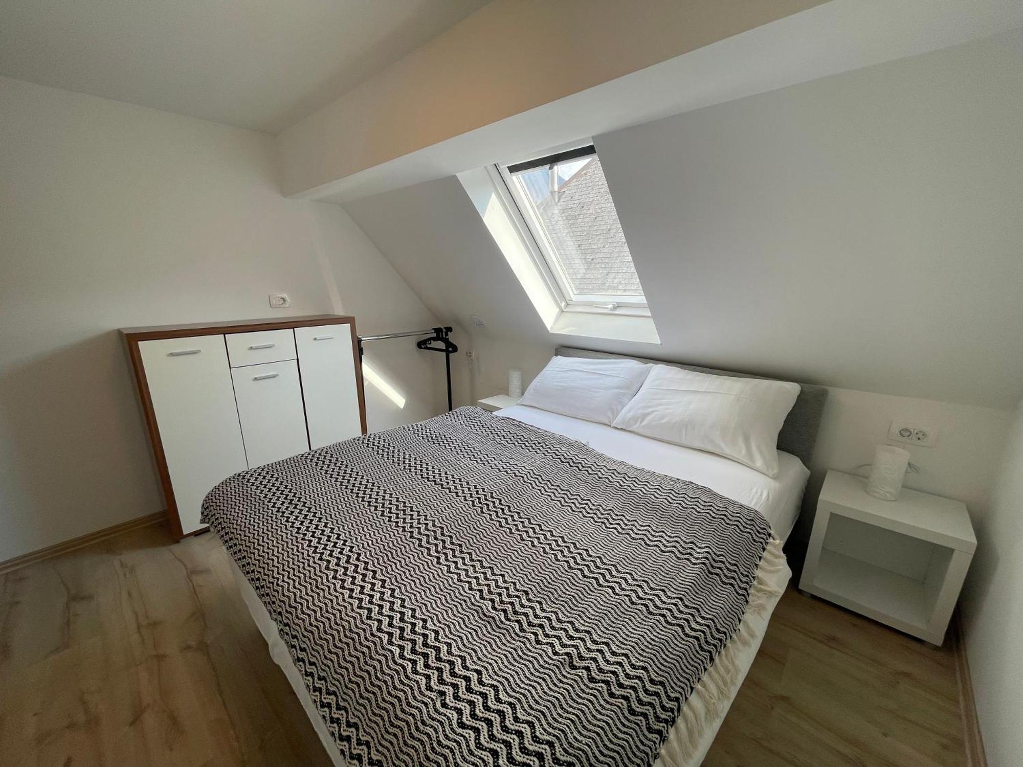 Apartma Tonii Apartment *